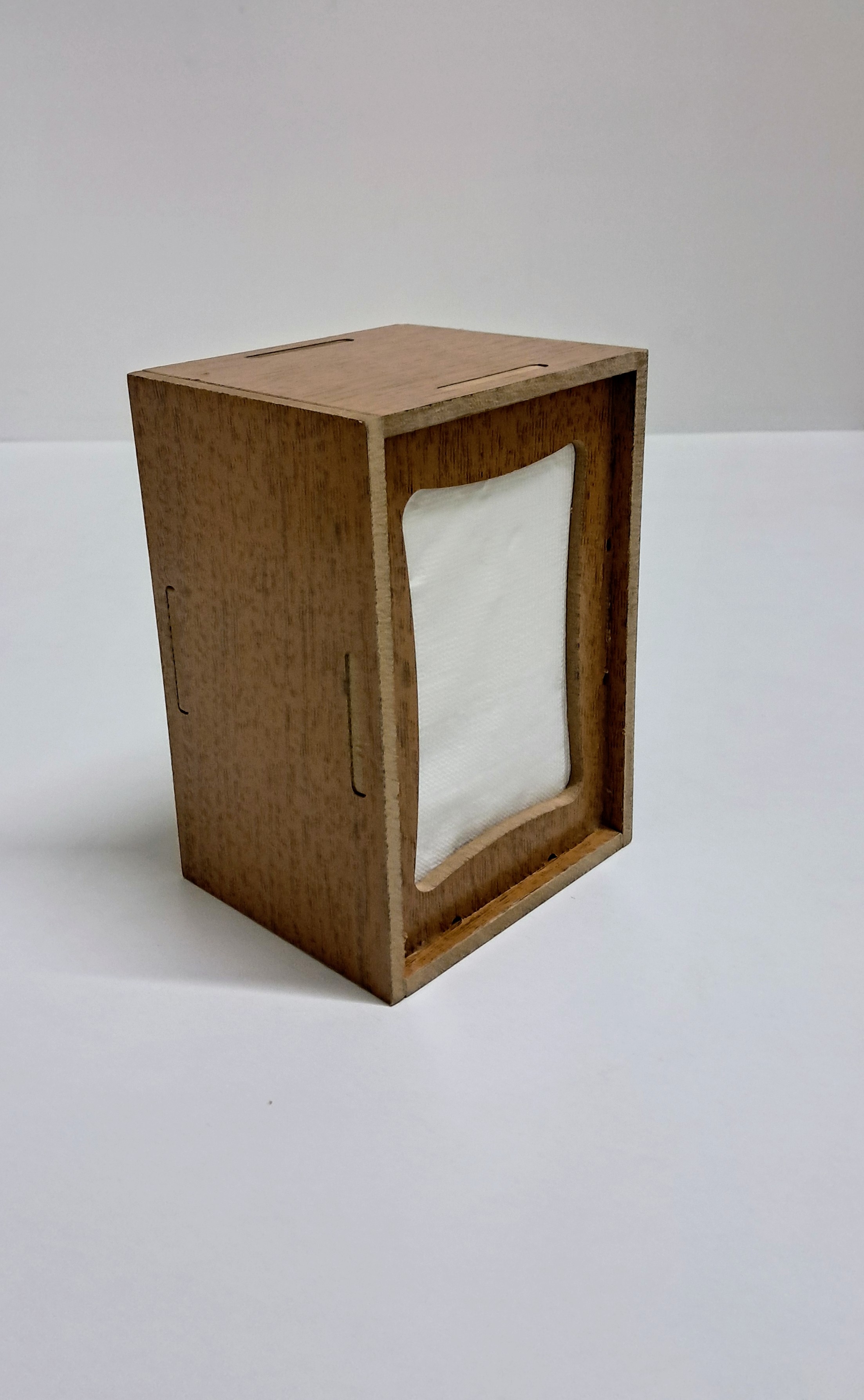 LİVABORD AHŞAP DİSPENSER DİKEY PEÇETELİK LBPCT010