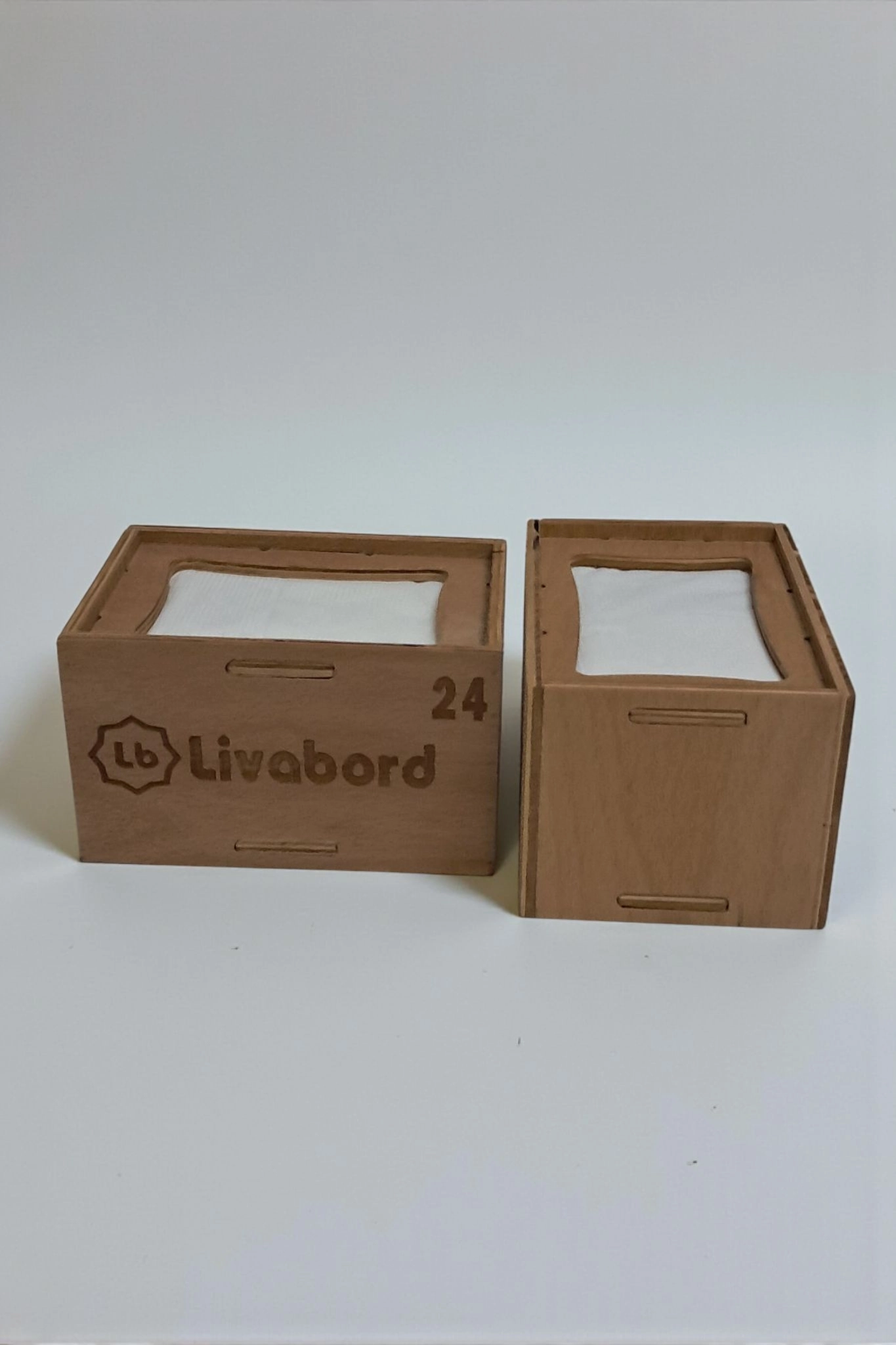 LİVABORD AHŞAP DİSPENSER YATAY PEÇETELİK LBPCT002