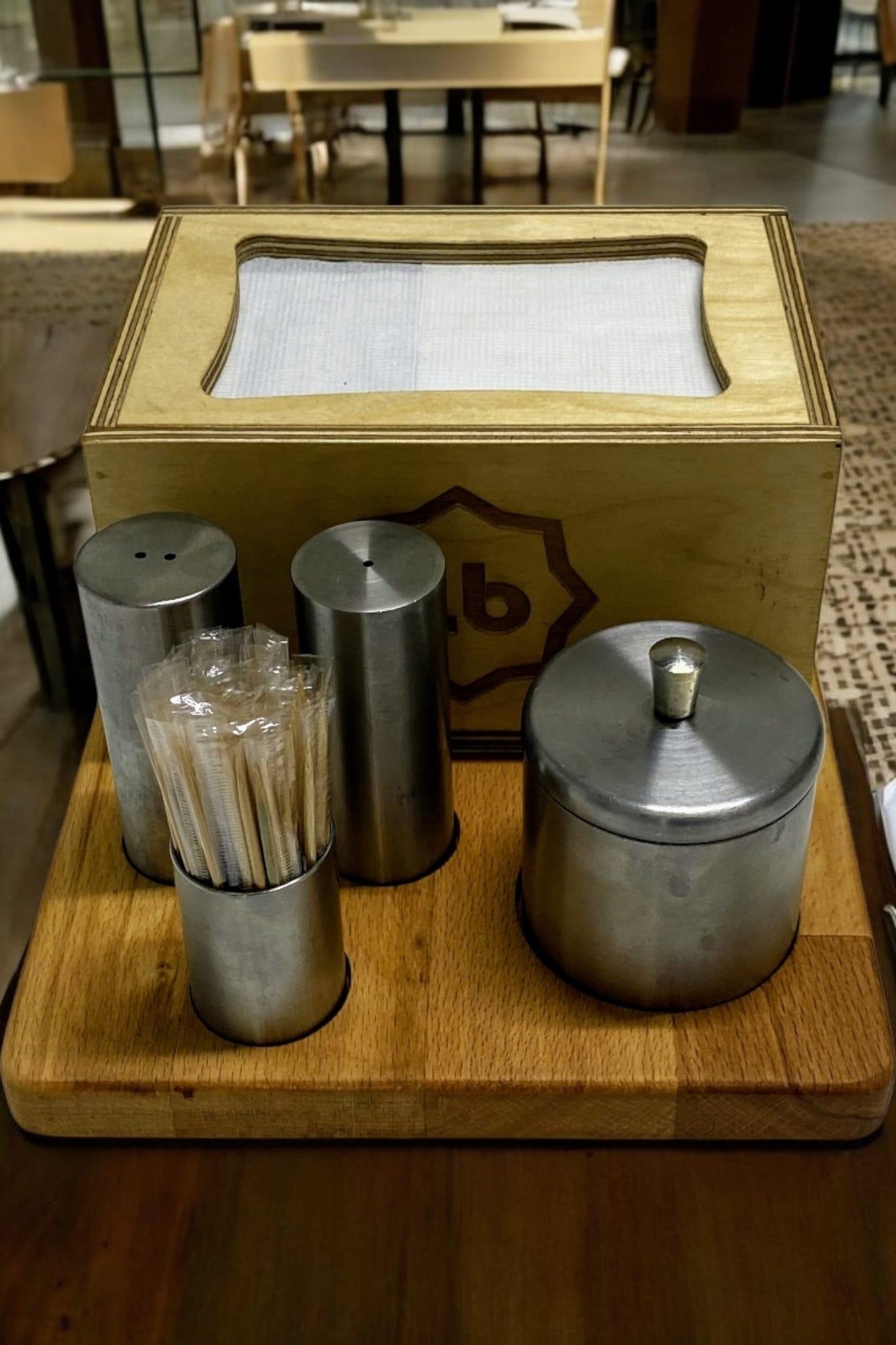 LİVABORD AHŞAP MENAJ TAKIMI LBMNJ006