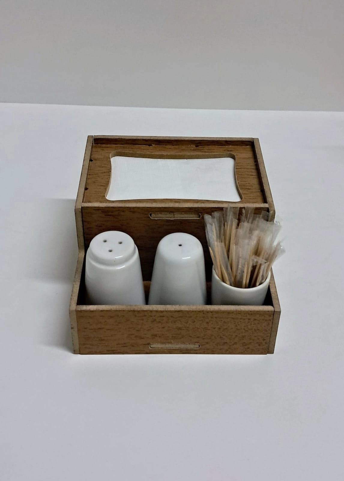 LİVABORD AHŞAP MENAJ TAKIMI LBMNJ024